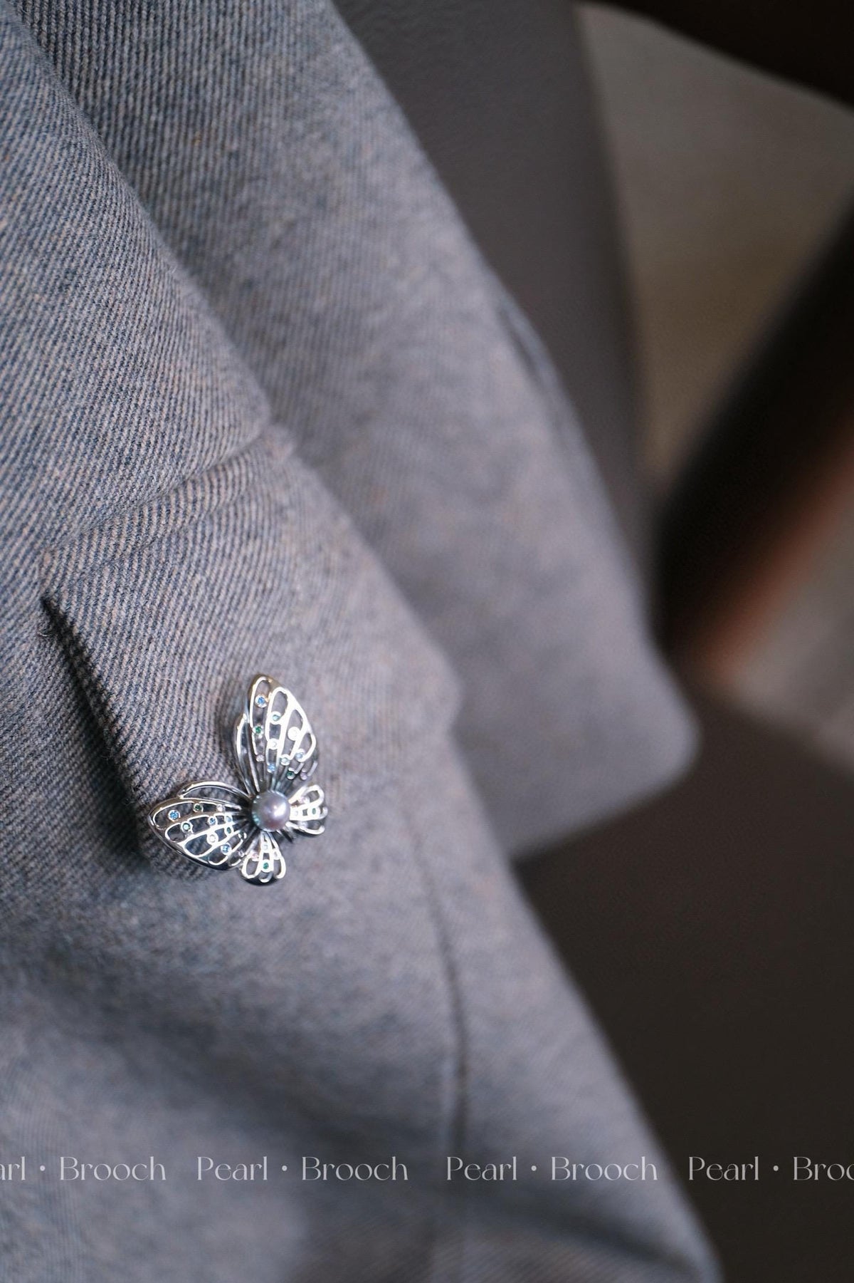 Vintage Inspired Butterfly Brooch - Japanese Akoya Ginjo Silver Gray Pearl