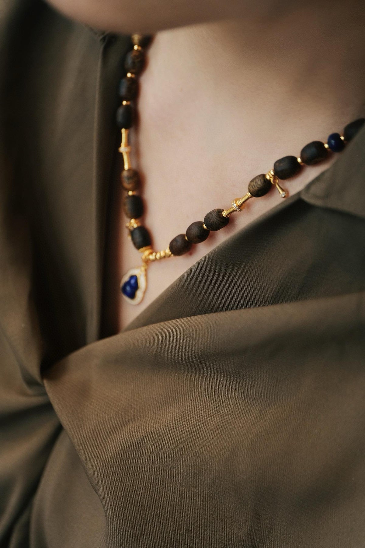 Autumn Story Agarwood Necklace | 5-6mm Green Kynam Scarwood Lapis Lazuli S925 Gold-Plated