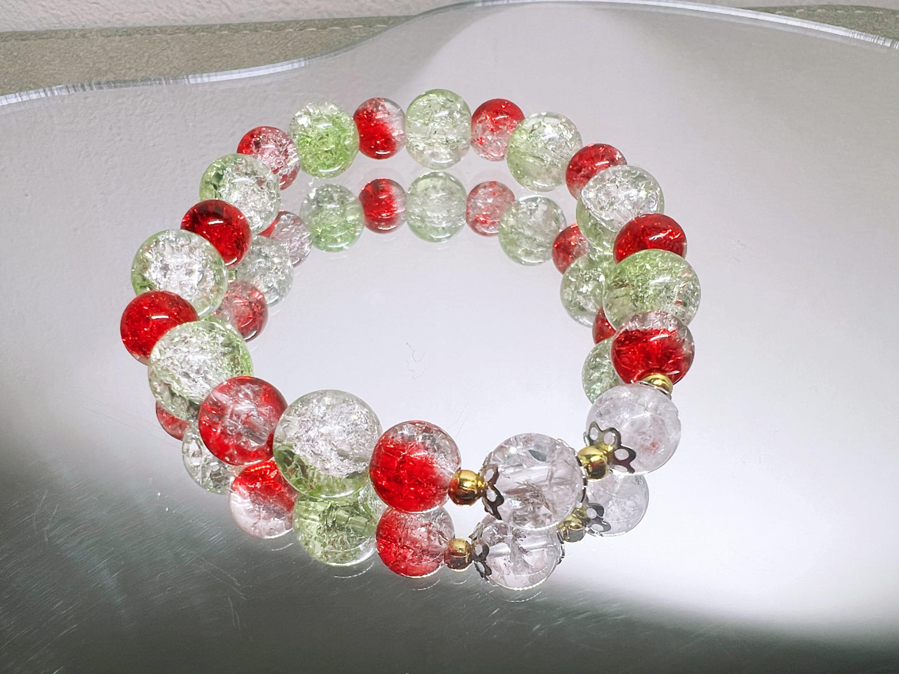 Clear Green and Red Glazed Beaded Bracelet – Christmas Spirit