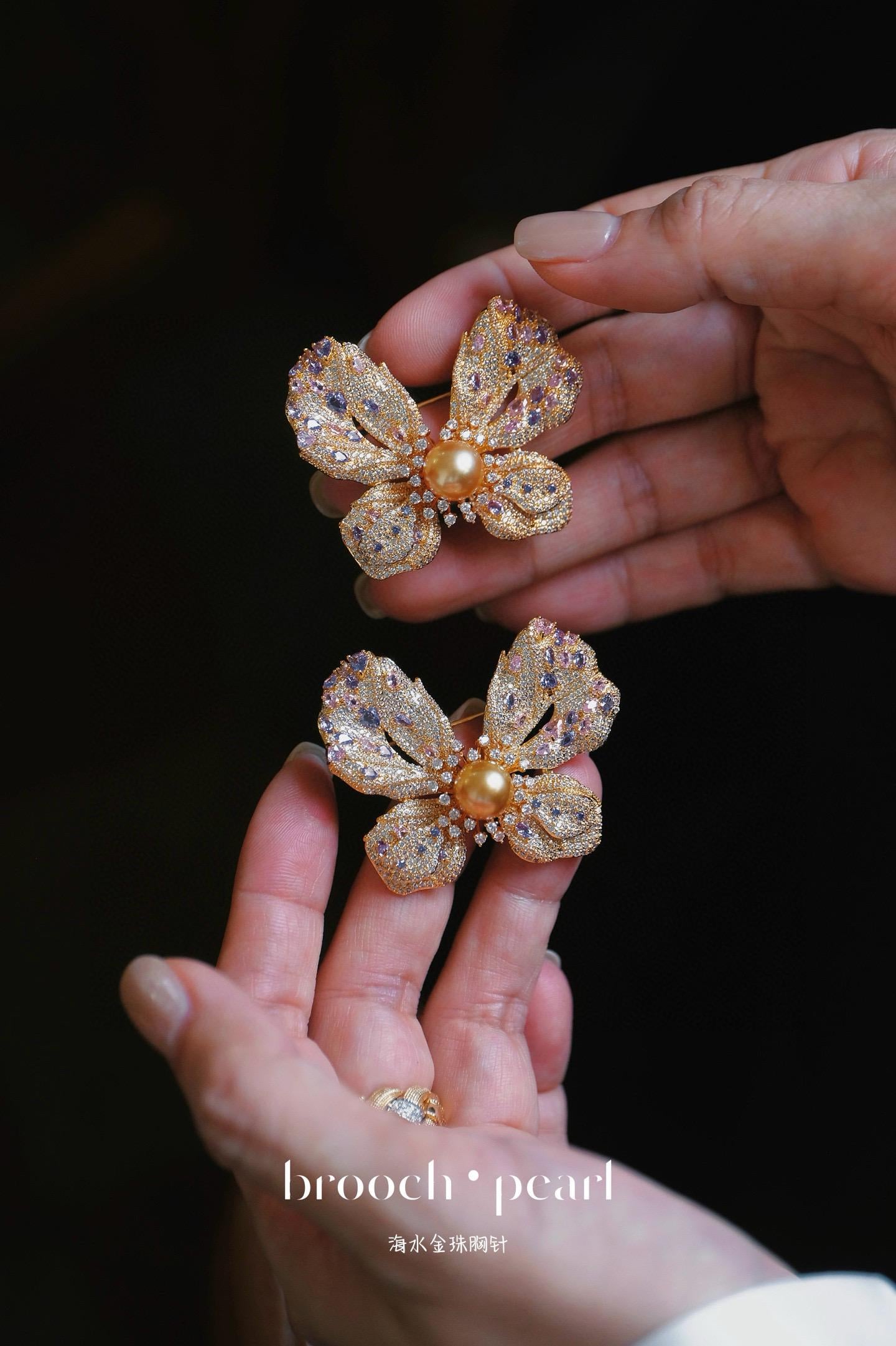 Golden Pearl Butterfly Brooch | 9-10mm Natural Saltwater Pearl & Gold -Plated Copper