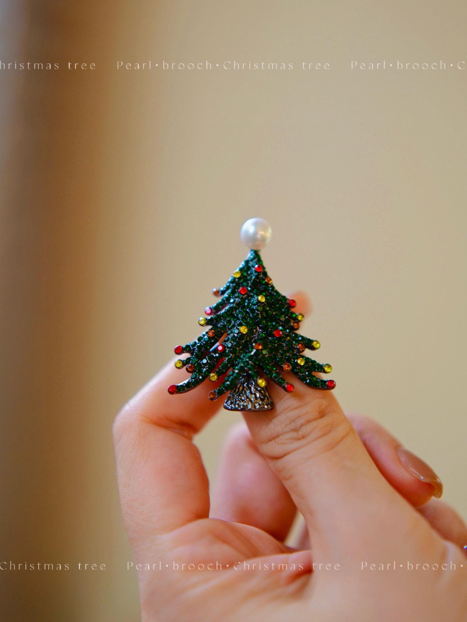 Christmas Tree Brooch | 7-8mm Natural Pearl, Sparkling Zircon Christmas Jewelry