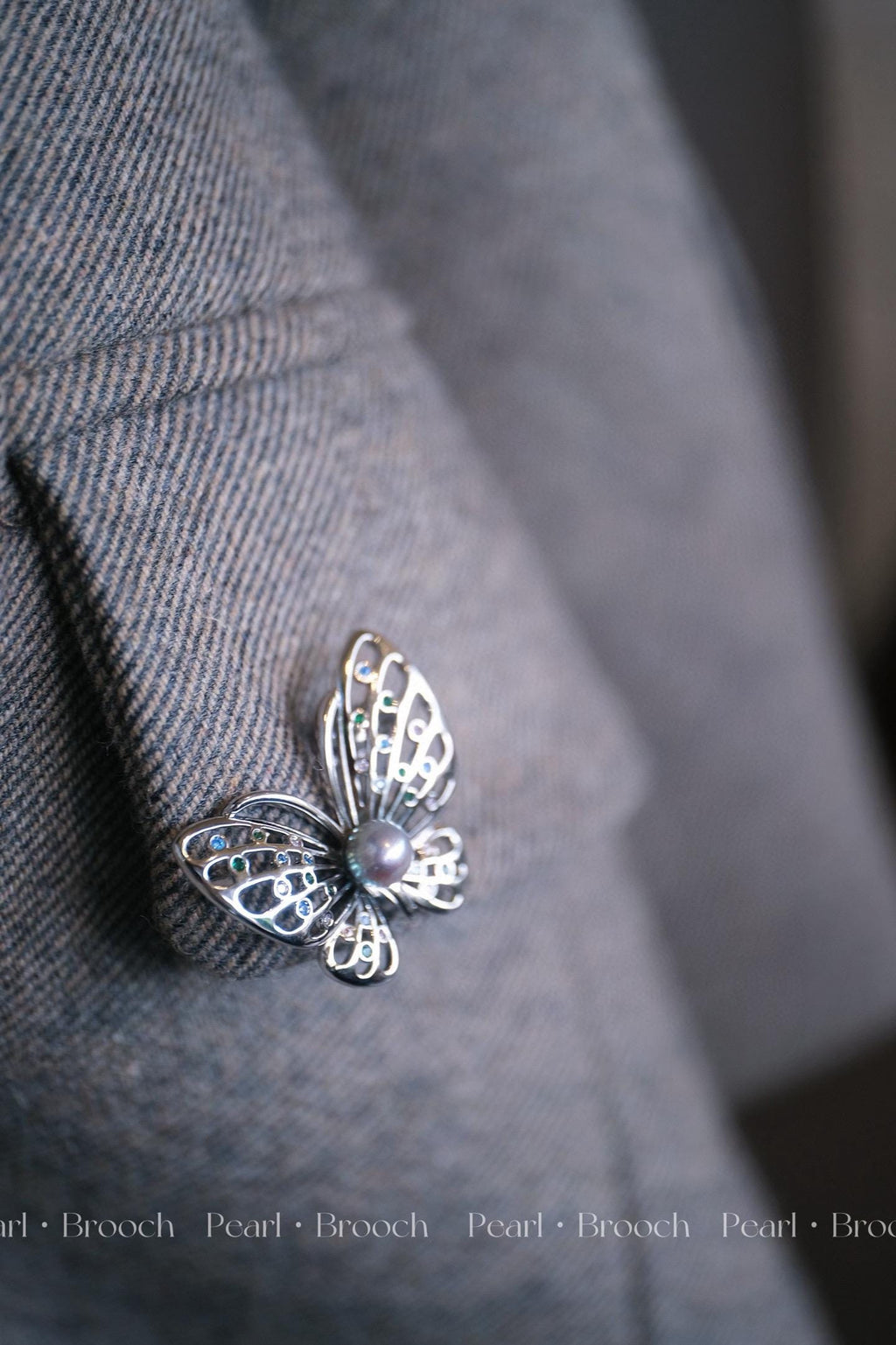 Vintage Inspired Butterfly Brooch - Japanese Akoya Ginjo Silver Gray Pearl
