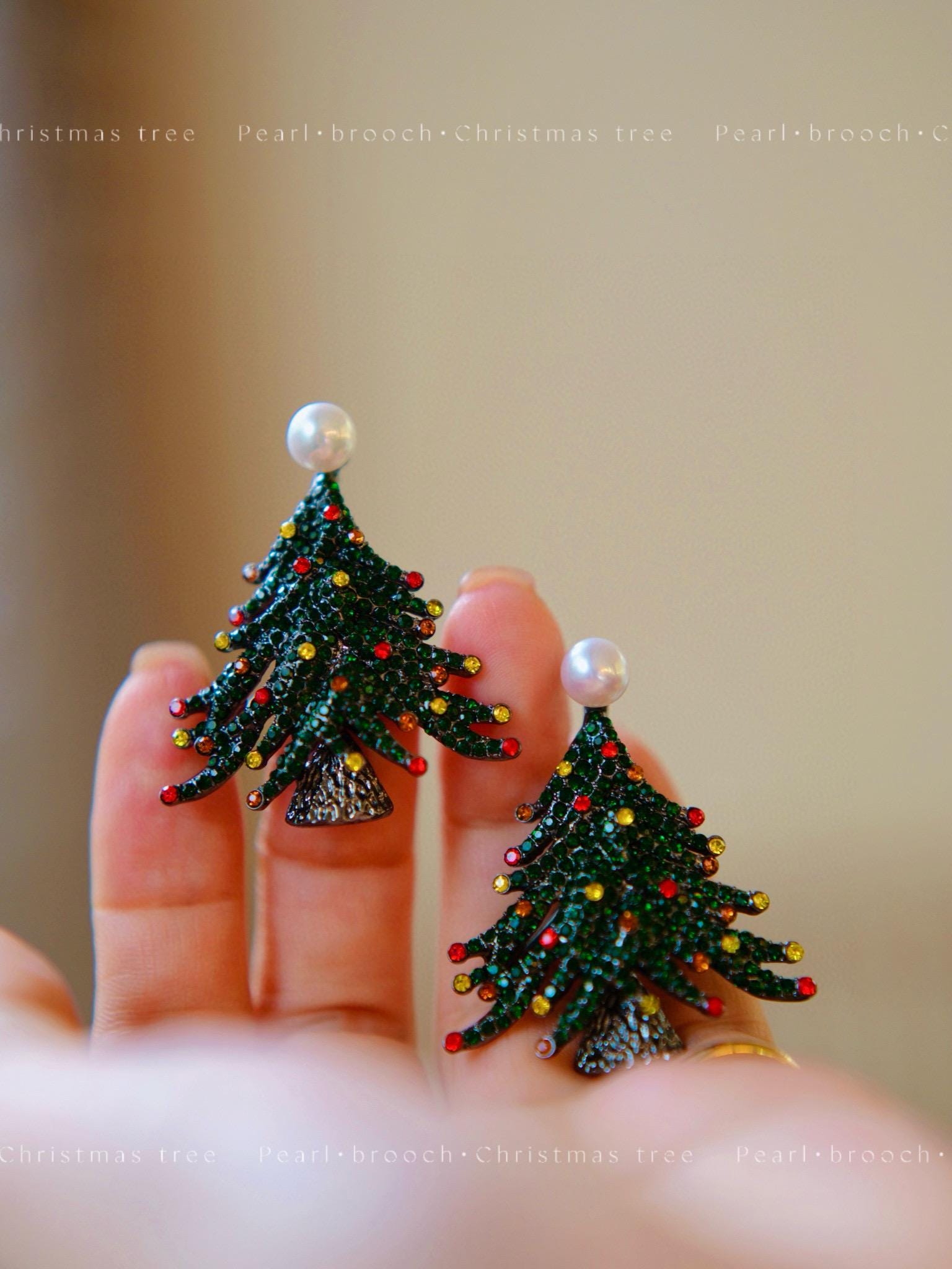 Christmas Tree Brooch | 7-8mm Natural Pearl, Sparkling Zircon Christmas Jewelry