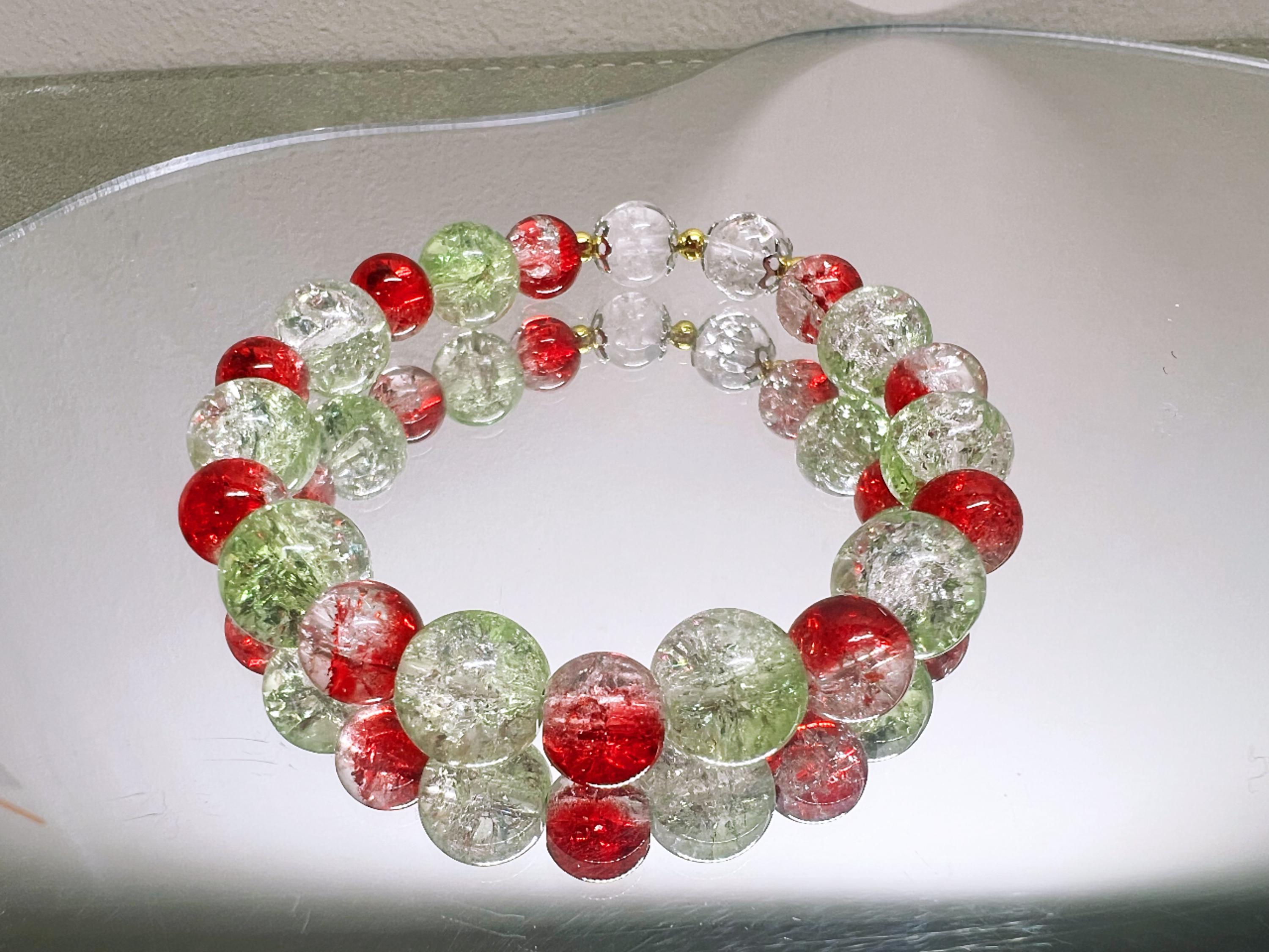 Clear Green and Red Glazed Beaded Bracelet – Christmas Spirit