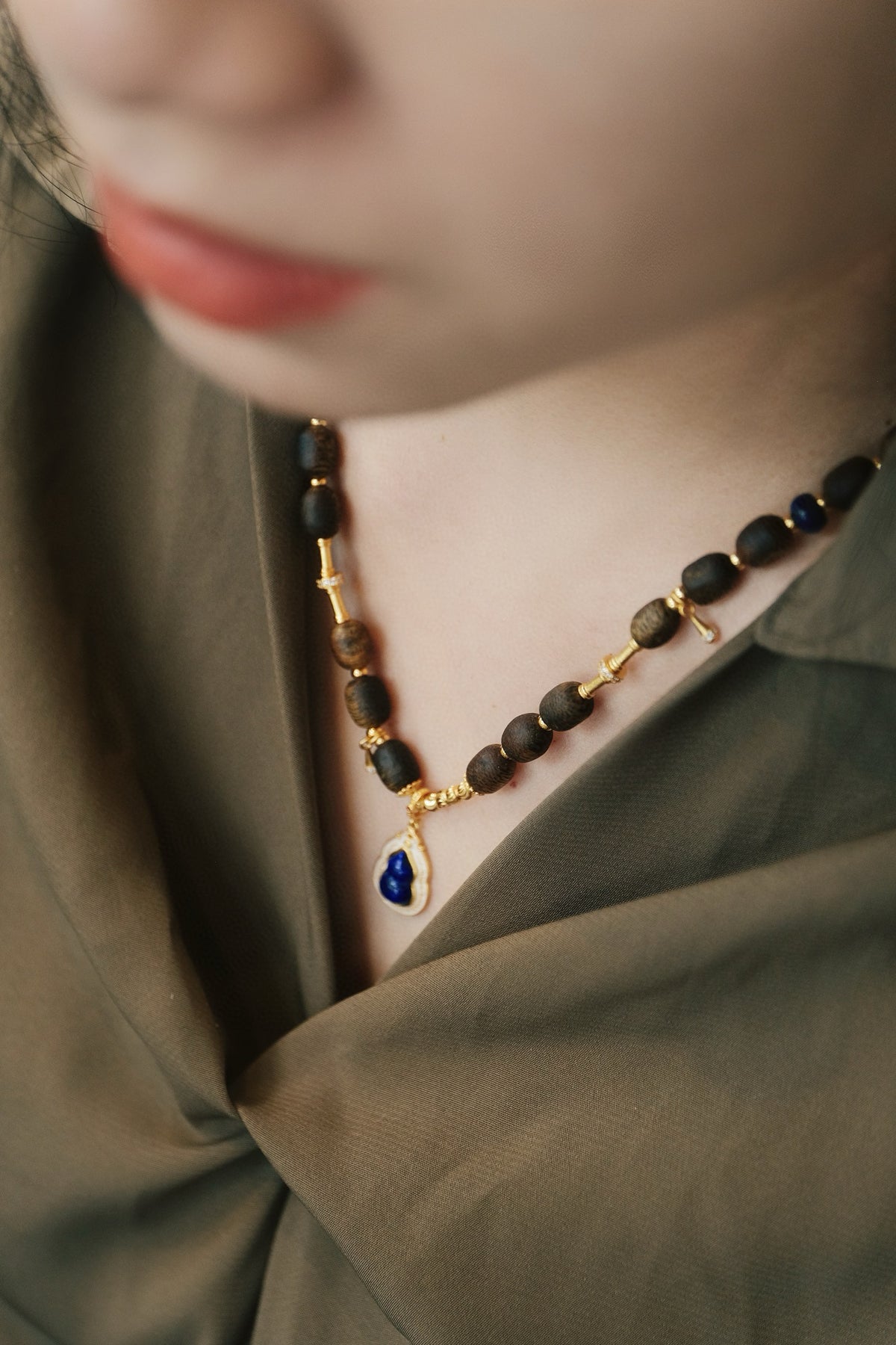 Autumn Story Agarwood Necklace | 5-6mm Green Kynam Scarwood Lapis Lazuli S925 Gold-Plated