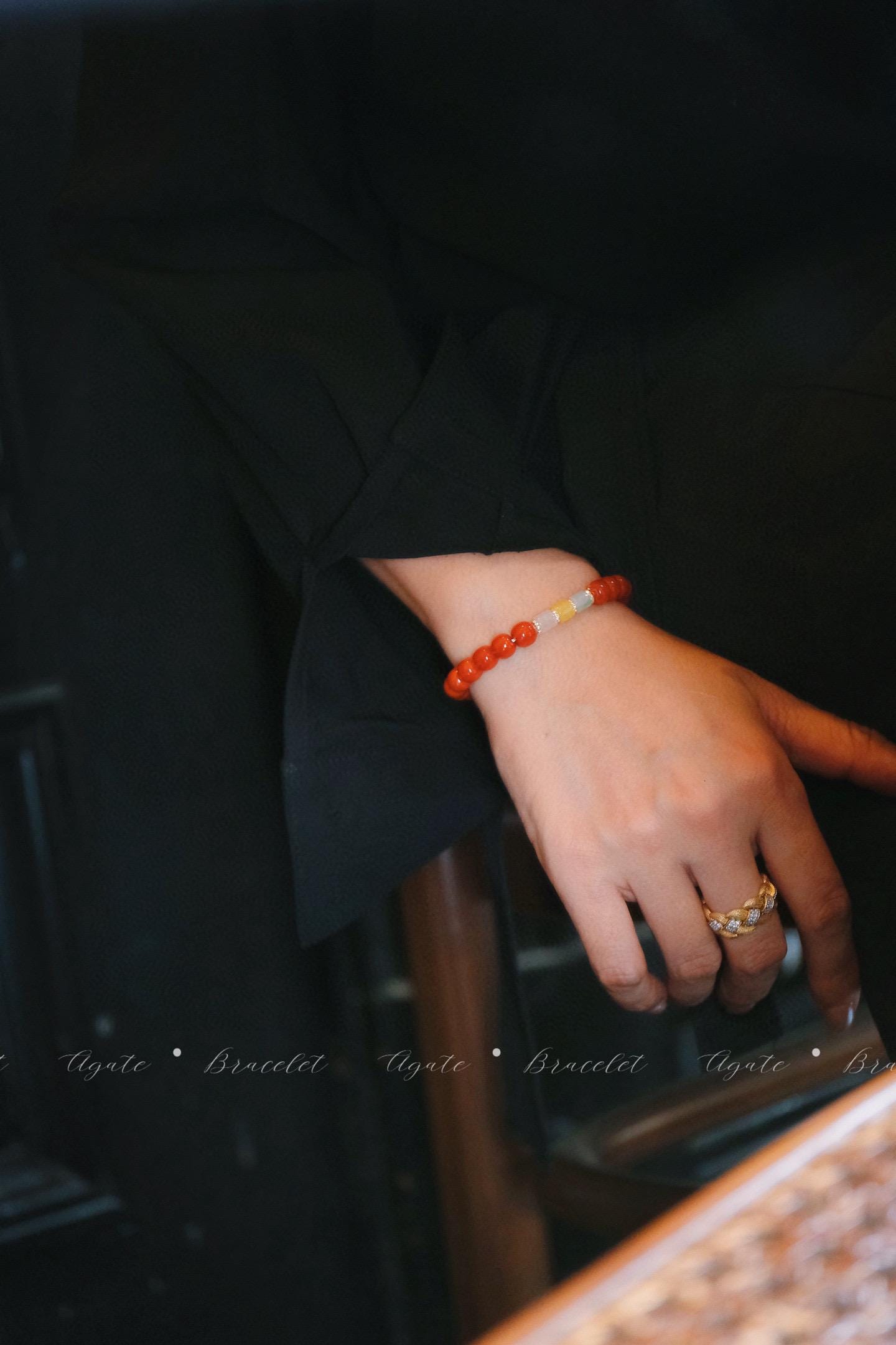 Neo-Chinese Red Agate Bracelet | 3-Color Jade Contrast Vintage Beads