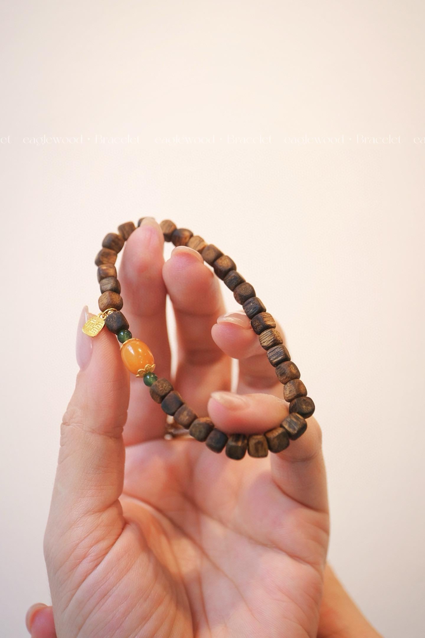 Elegant Agarwood Bracelet | Natural Hainan Agarwood & Beeswax Jade Accent