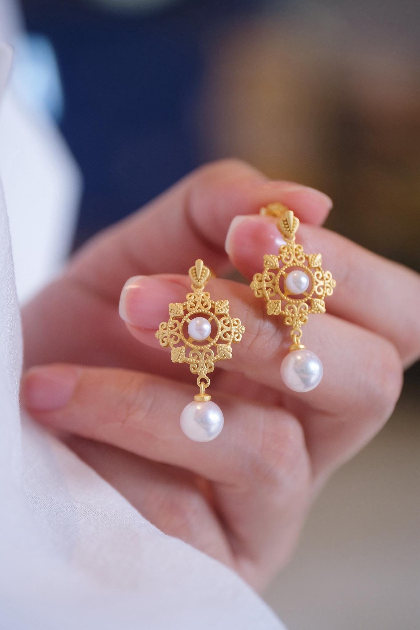 Vintage Palace Style Pearl Earrings | 4-8mm Natural Silver Gold-Plated