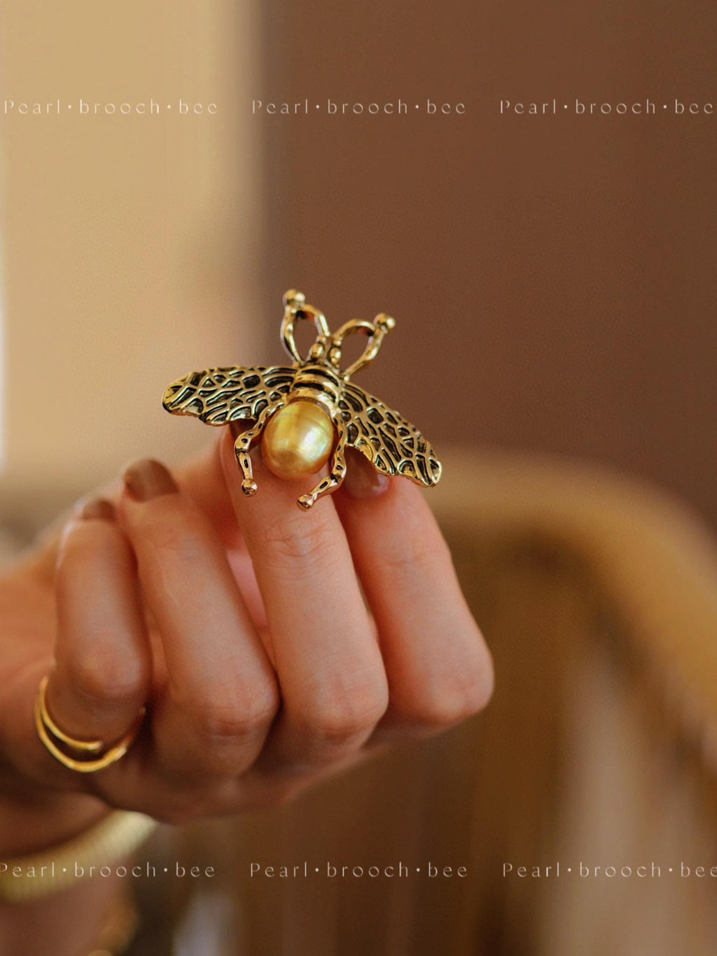 Vintage Bee Baroque Pearl Brooch Pendant | 11-12mm Golden Seawater Pearl 2-in-1 Pin