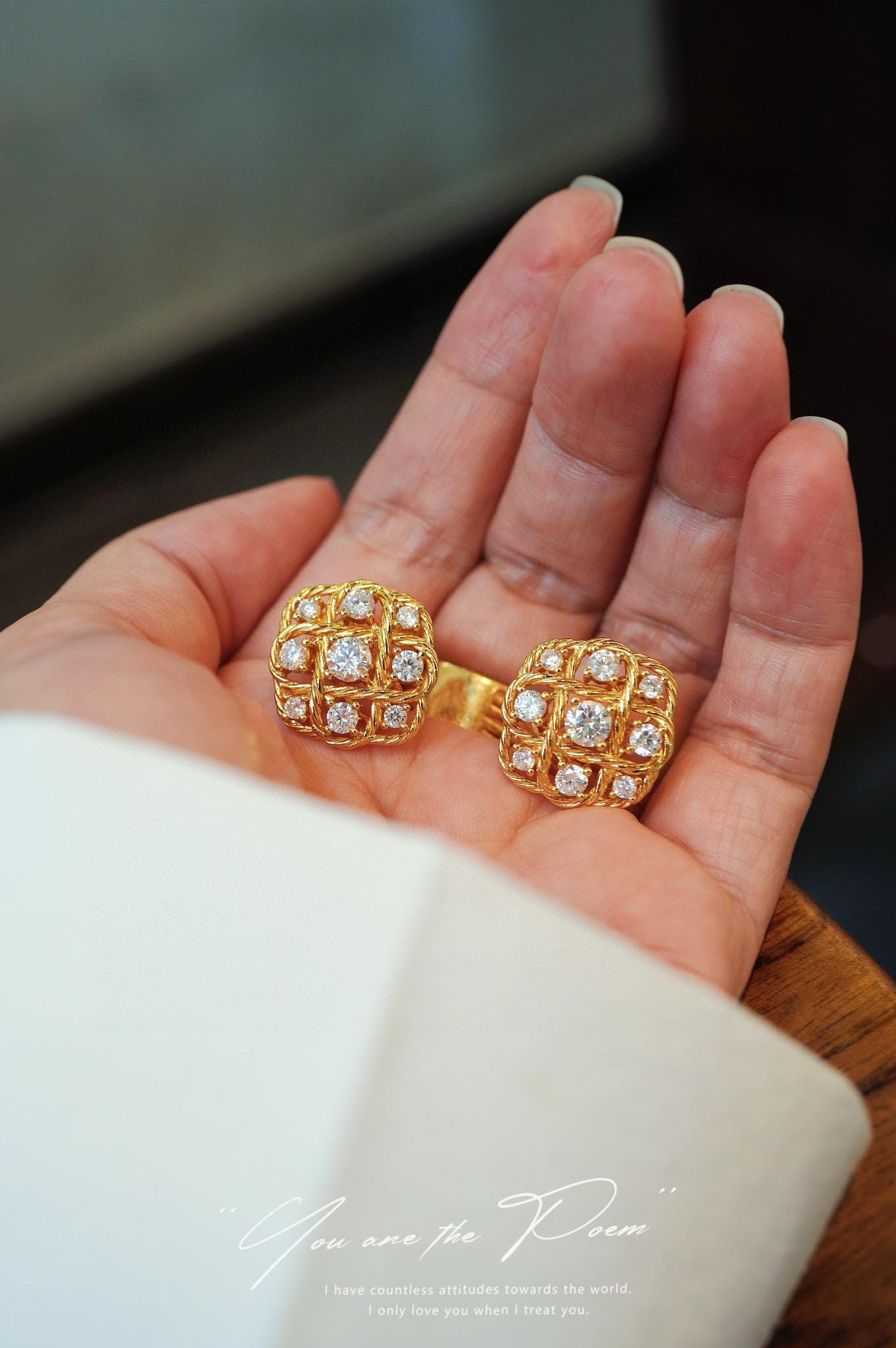 Vintage Italian Craft Moissanite Studs | 18 Stones