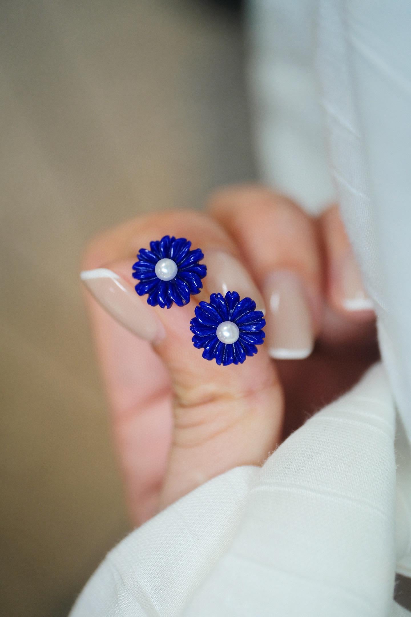 Lapis Lazuli Daisy Stud Earrings | Floral Earrings