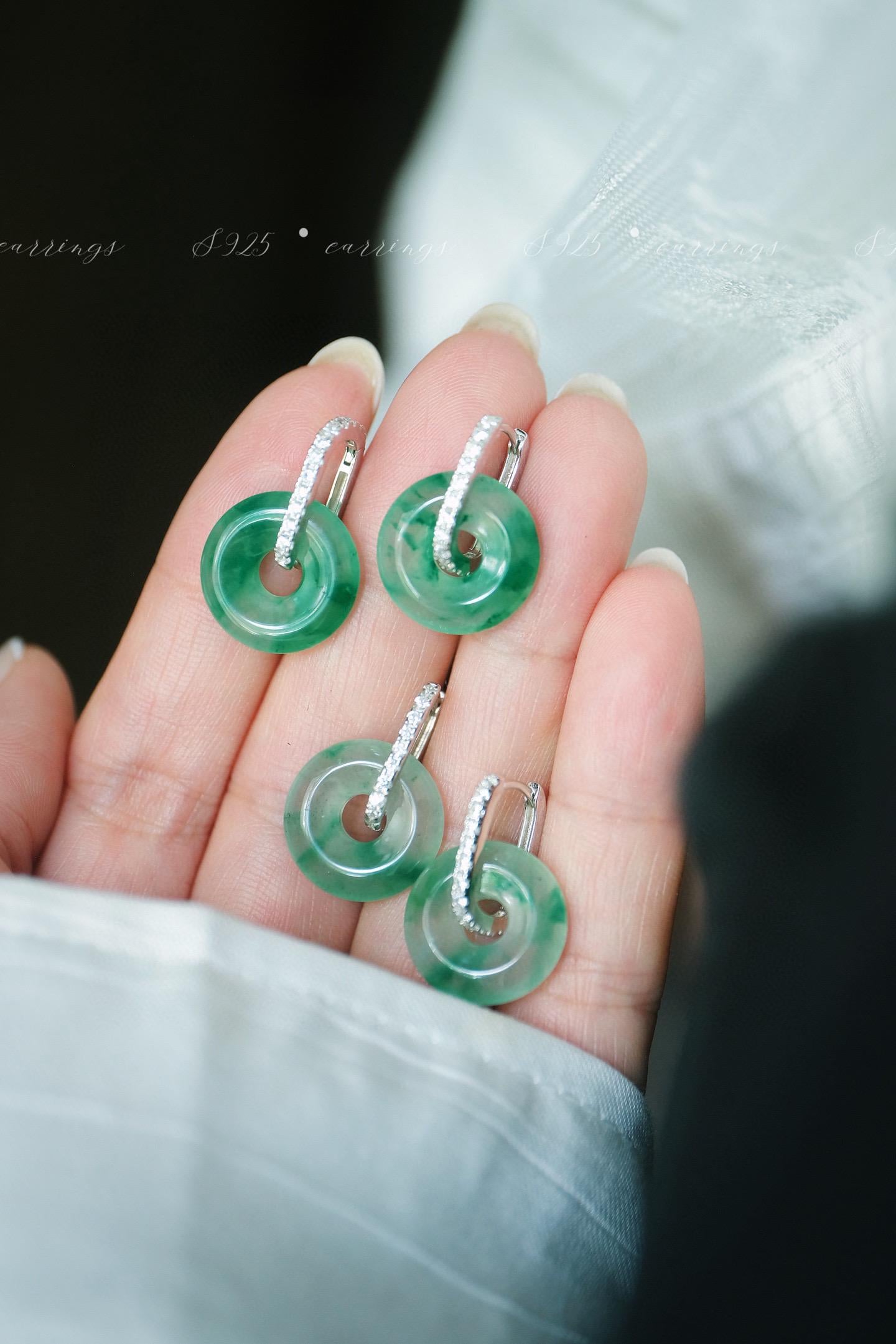 Ice-Floating African Jade Huggie Earrings | 15mm S925 Silver Zircon Minimalist