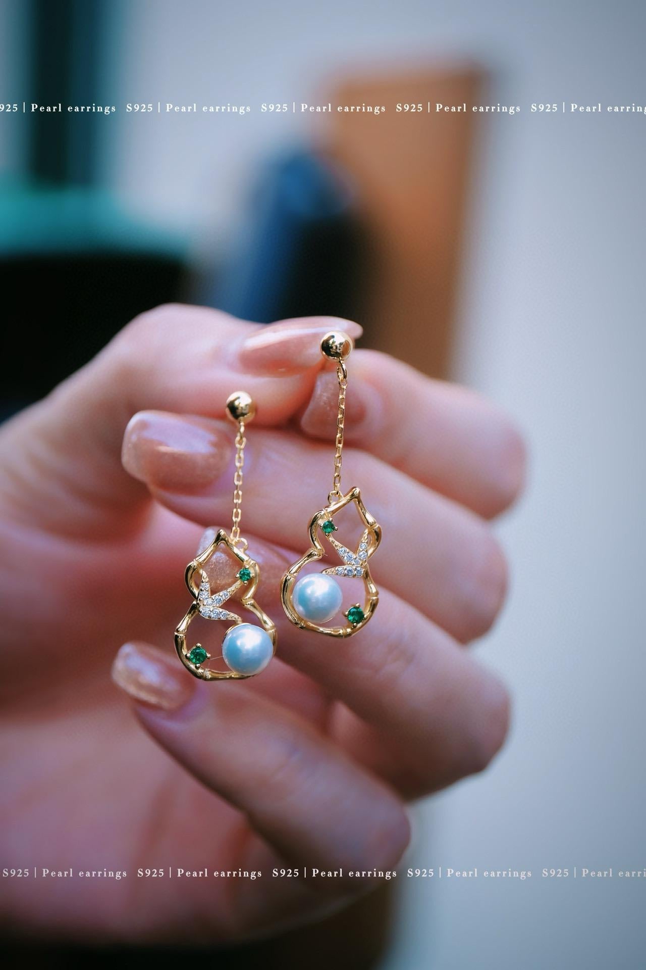 Hulu Freshwater Pearl Drop Earrings | Gold-Plated Silver