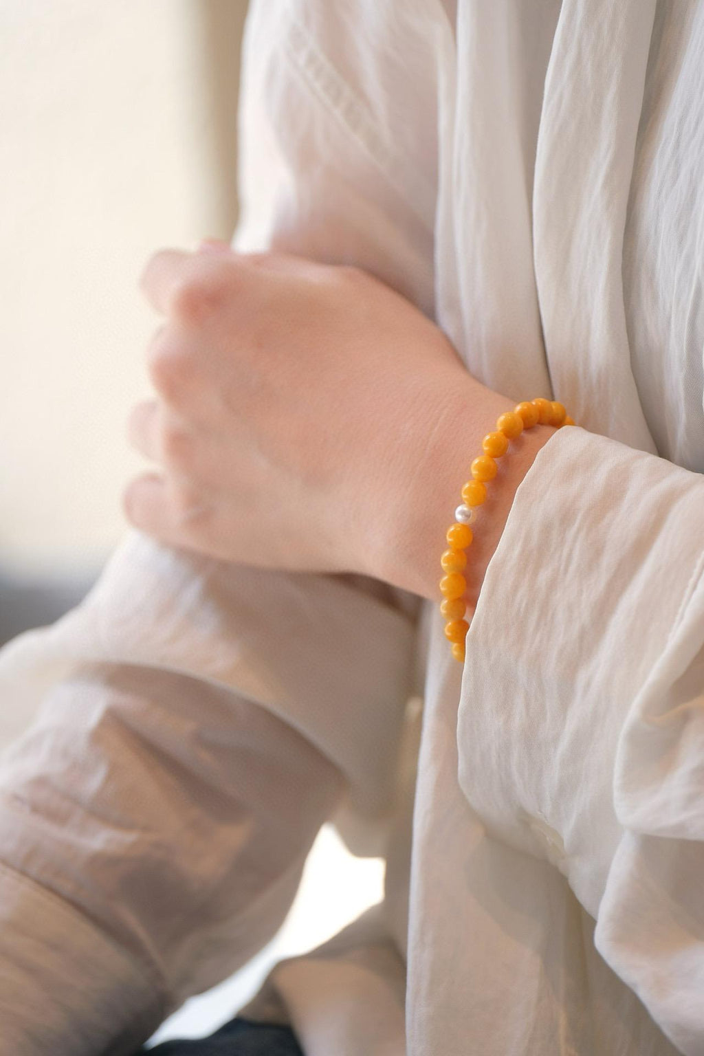 Amber Pearl Bracelet | 6-6.5mm Beads