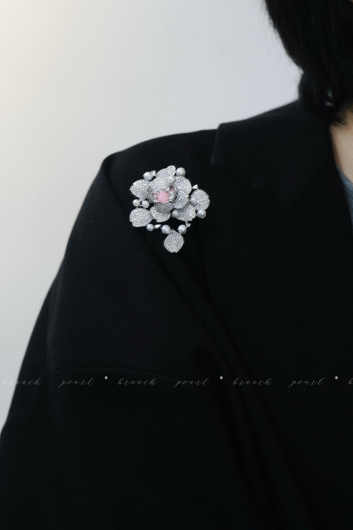 Blooming Floral Brooch | Natural Pearl Zircon Pin