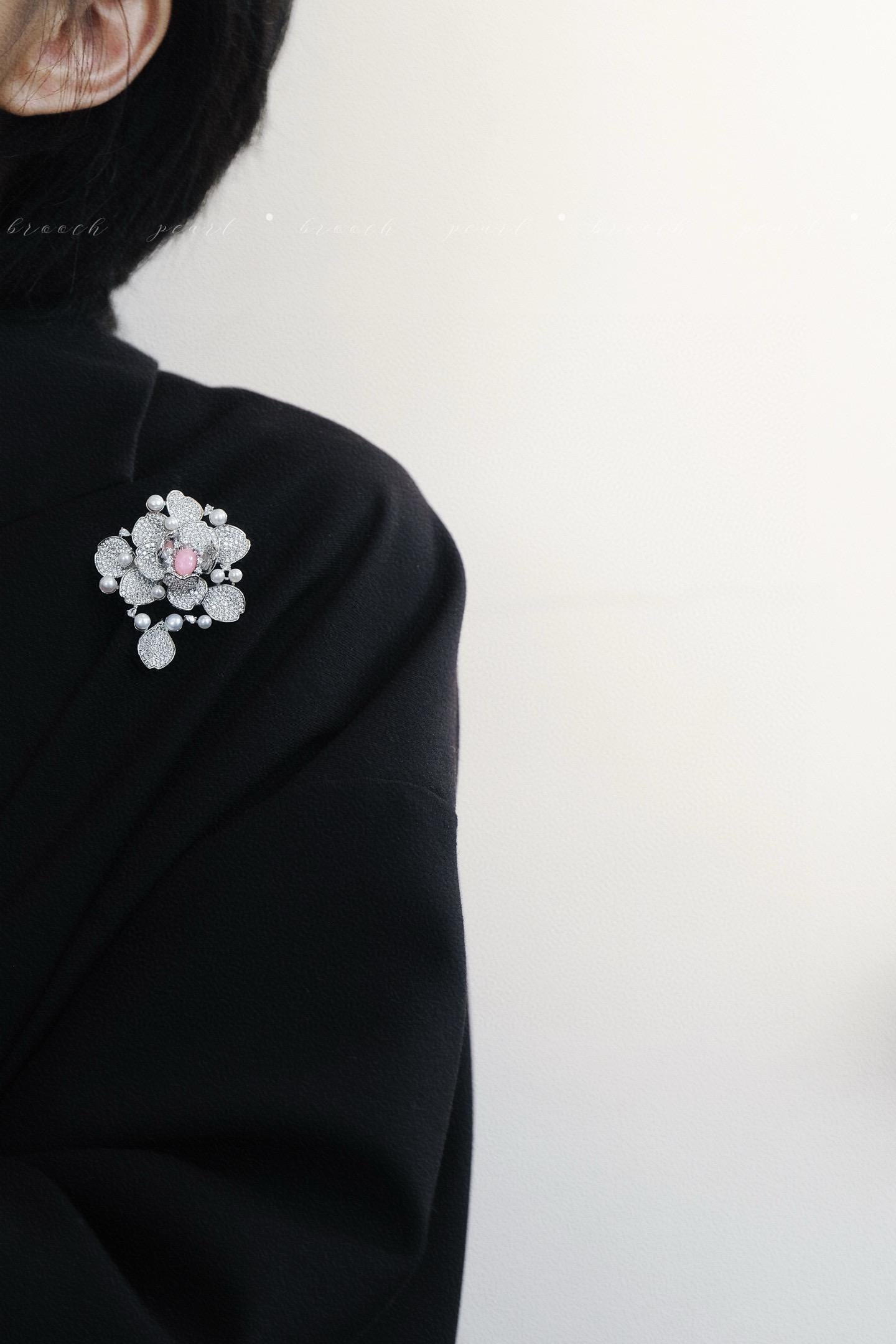 Blooming Floral Brooch | Natural Pearl Zircon Pin