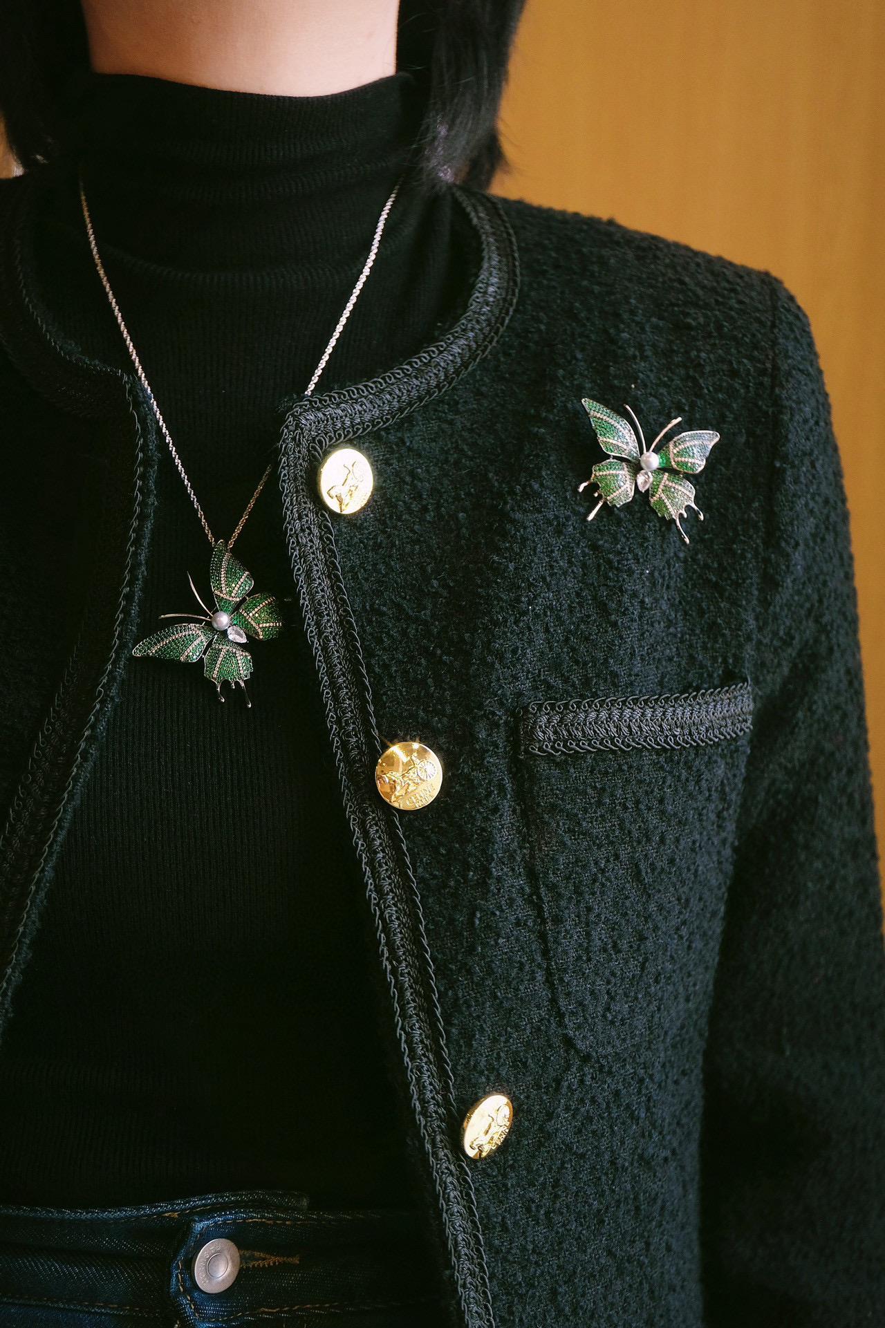 Green Sprite Butterfly Brooch | 6-6.5mm Akoya Pearl Convertible Pin