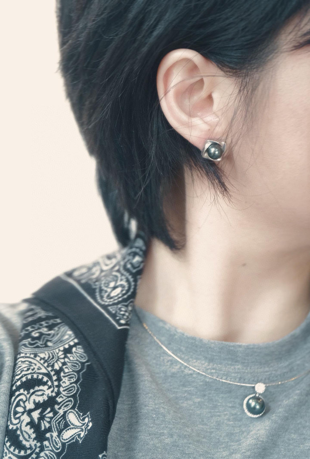 Tahitian Pearl Stud Earrings | 8-8.5mm Pearl Zircon